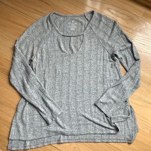Lightweight sweater
